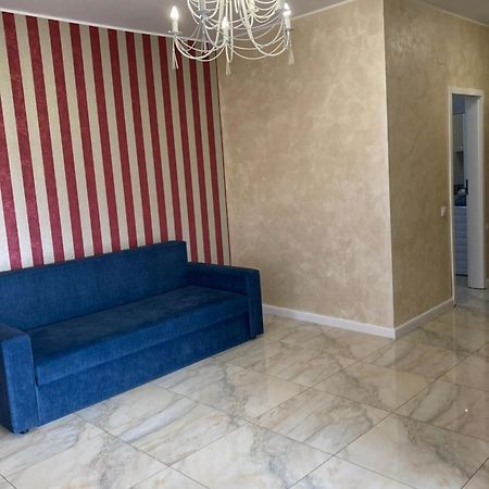 Bhoeme Apartament Орадя Экстерьер фото