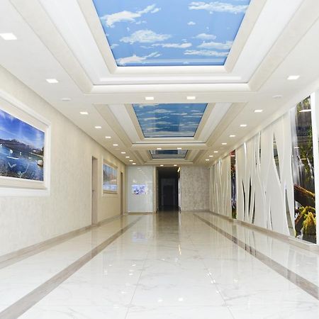 Bhoeme Apartament Орадя Экстерьер фото